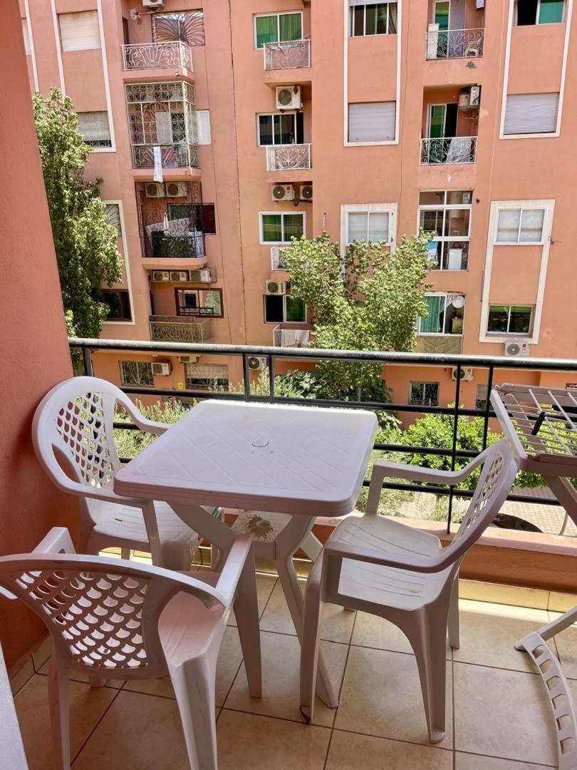 Superbe Appartement A Marrakech Quartier Majorelle 2 Chambres Marrakesch Exterior foto
